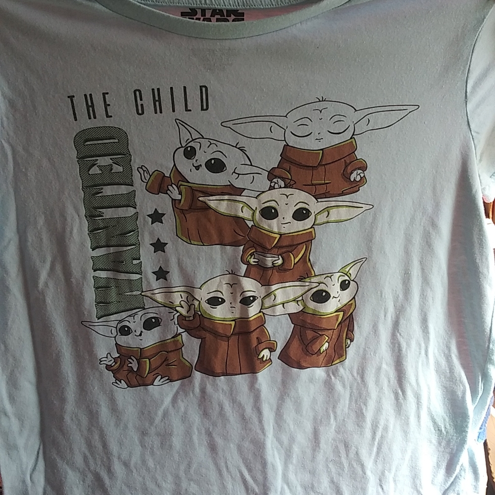 The Child Baby Yoda tshirt